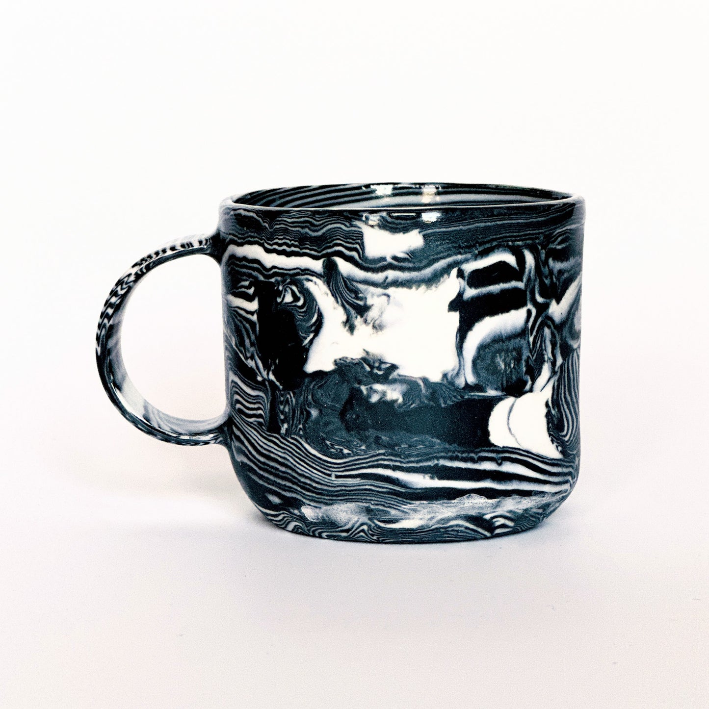 Black & White Nerikomi Mountain Mug 3.3