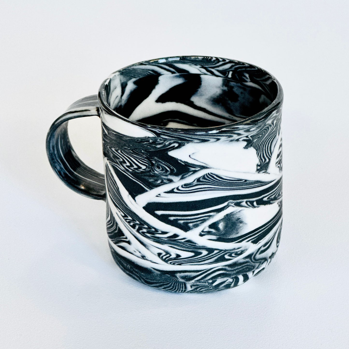 Black & White Nerikomi Mountain Mug 3.2