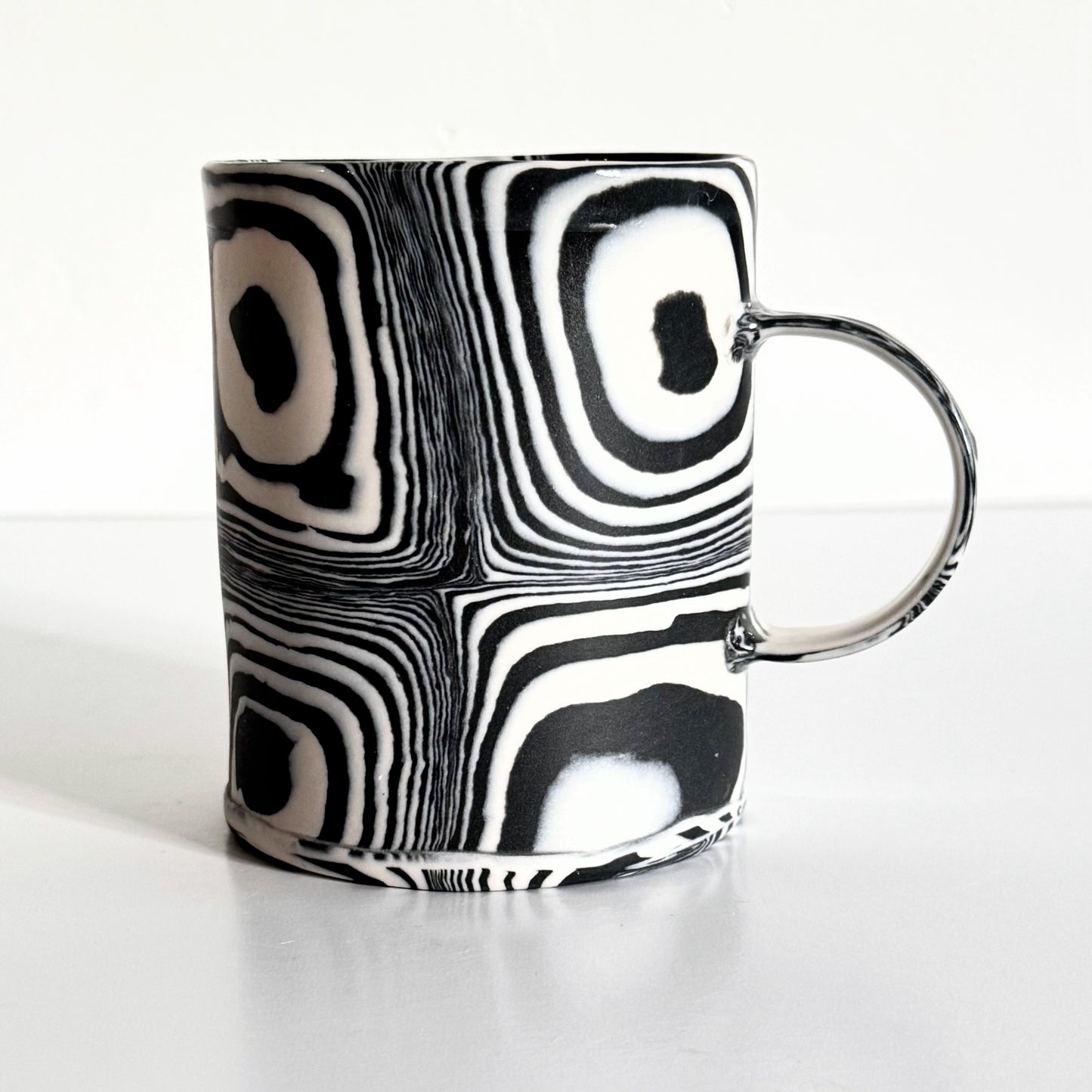 Black and White Circle Mug 2